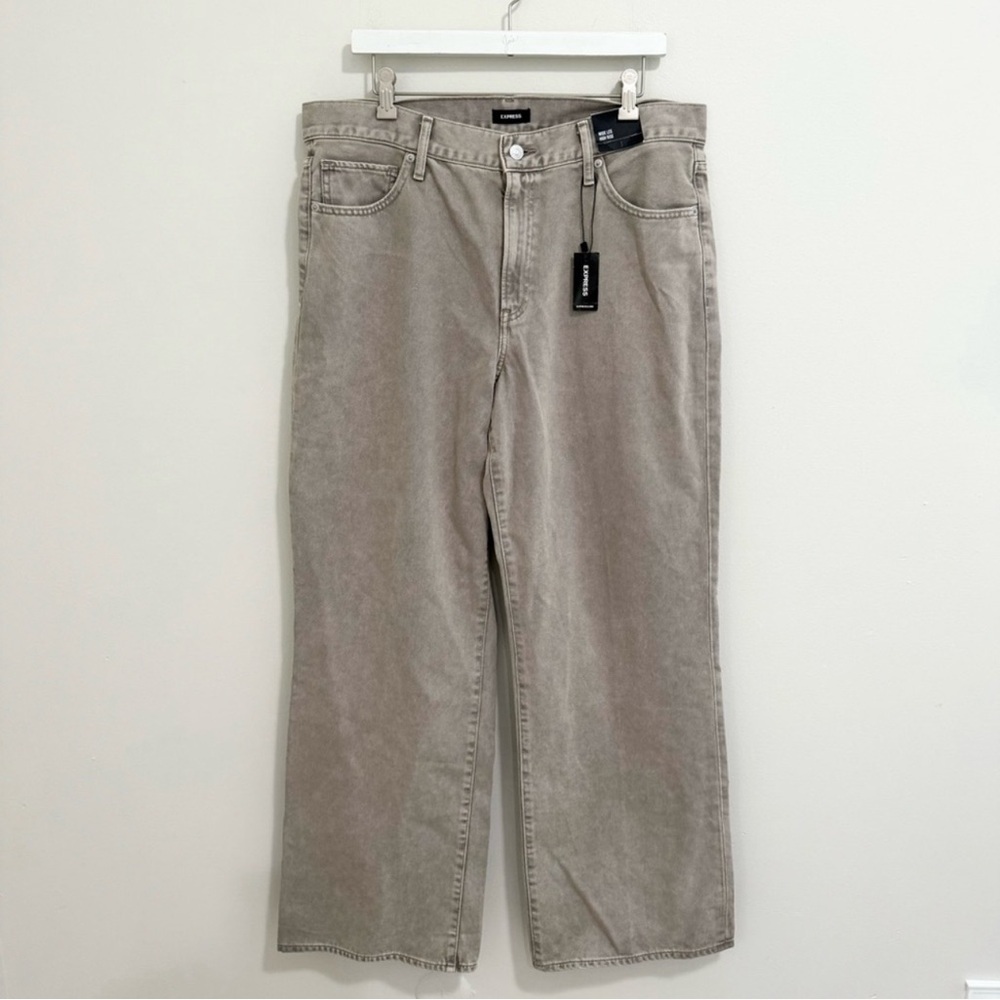 Express NWT High Rise Wide Leg Jeans
